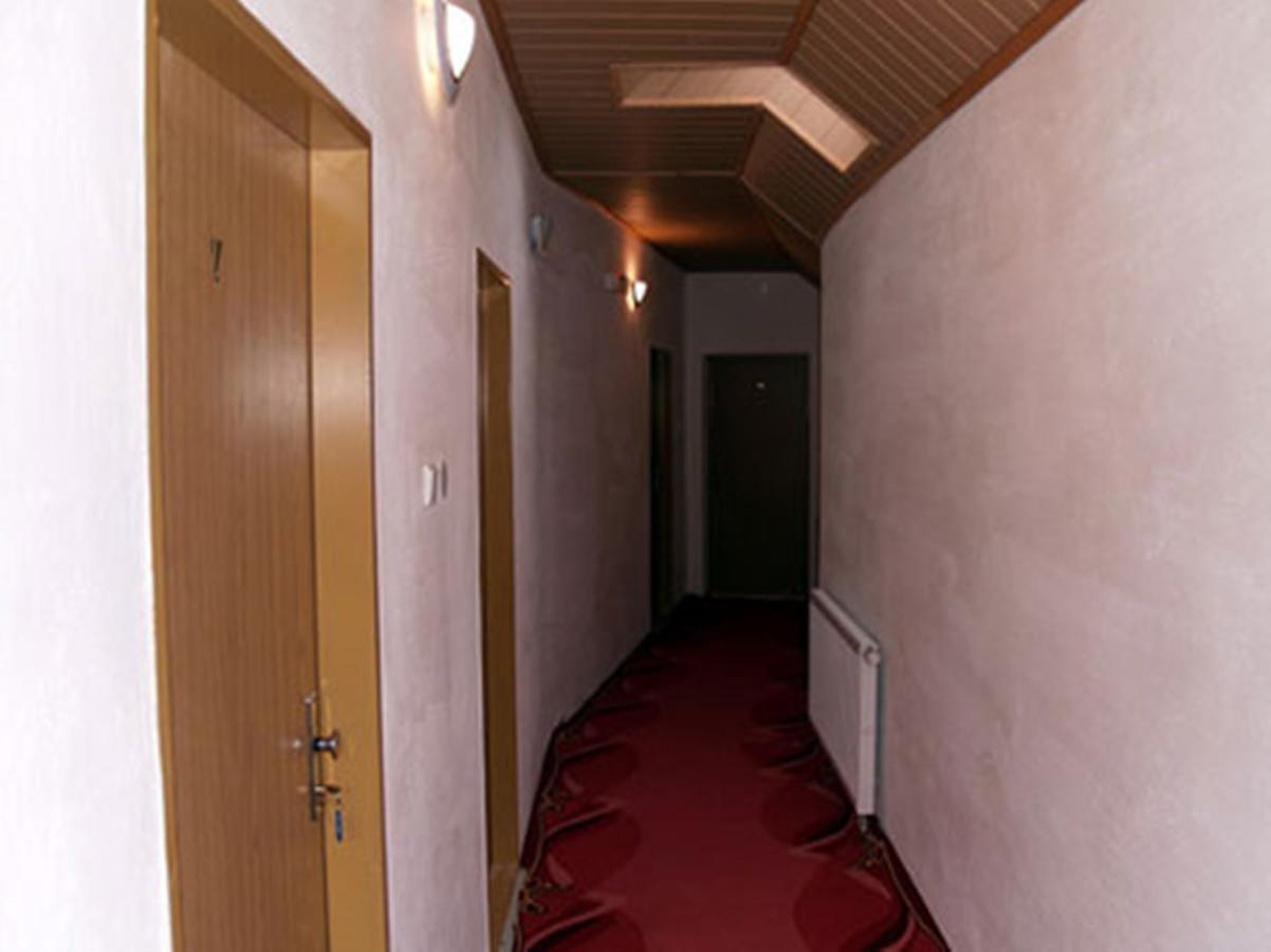 Motel Pod Stromisom Vlachovo Esterno foto